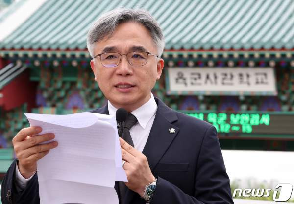 정철승 변호사 프로필 나이&middot;학력&middot;고향 총정리｜박원순 피해자 신상공개&middot;강제추행 2심 징역 1년 6개월 법정구속