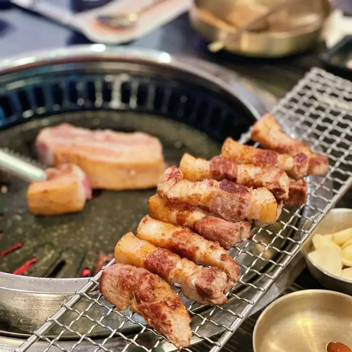 생방송 투데이 길동 사거리 길동역 저온해수 숙성 돈마호크 맛집