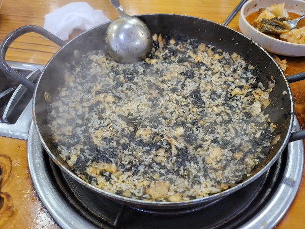 구디 조마루감자탕 볶음밥
