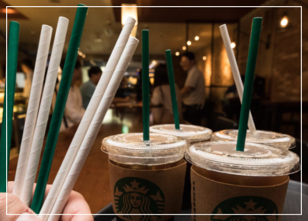 어라 종이빨대? 이 커피숍은 왜 플라스틱빨대 안주지?