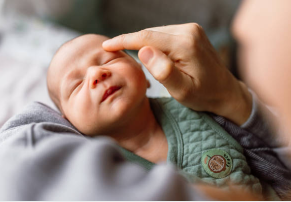 기후 위기 속 출산의 윤리적 고민: 아이를 낳는 것이 해악일 수 있는가?