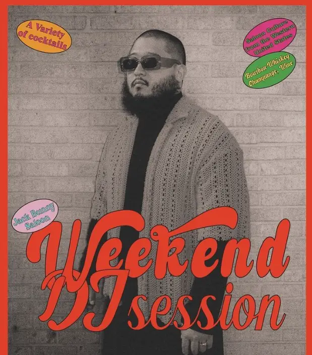 싱어게인3-
빨간테두리의 앨범쟈켓 스웨터를 입고 선글라스를 낀 16호