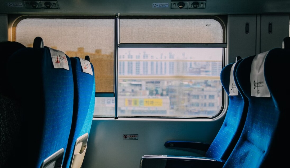 기차 내부