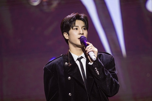 정동원 나이 학력 프로필 군대 해병대 입대 제대날짜 아버지 어머니 가족관계