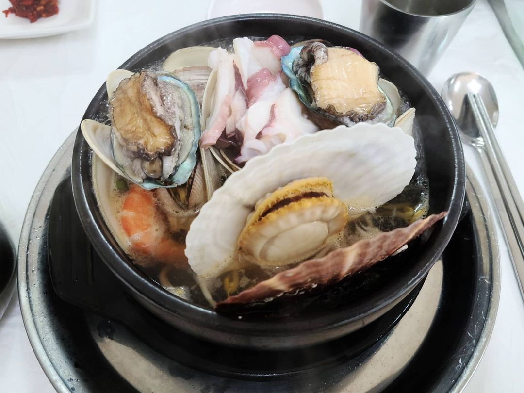 속초 맛집 추천 생방송투데이 돌문어 문어 삼합 문어전복뚝배기 오늘방송 수요맛전