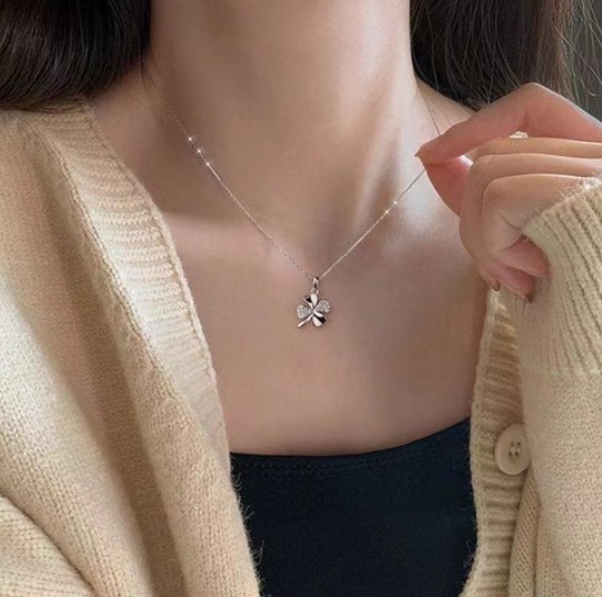 카미유 순은 럭키 네잎클로버 목걸이