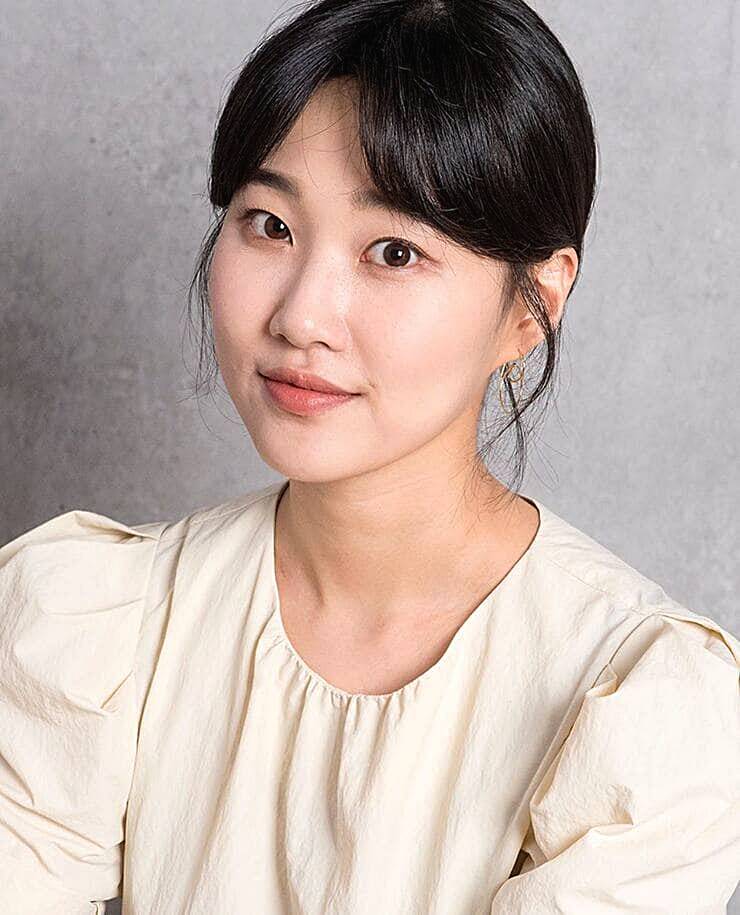 배우-하윤경