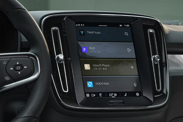 2023 볼보 XC40 인테리어