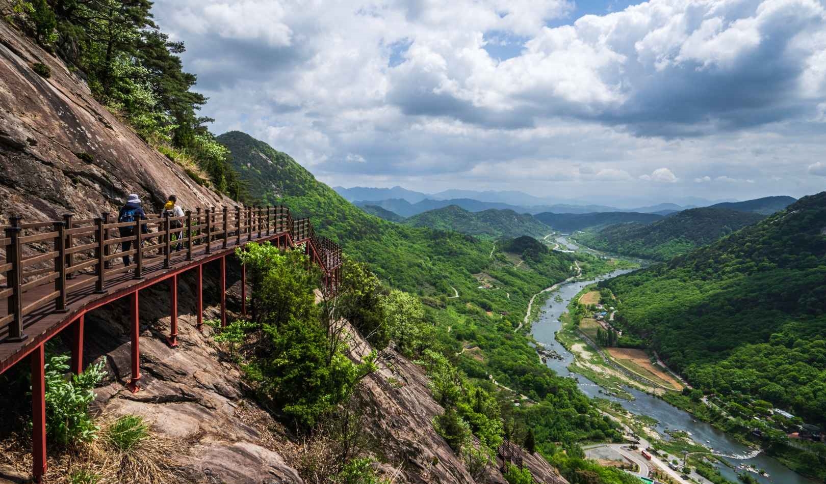 용궐산하늘길 트레킹