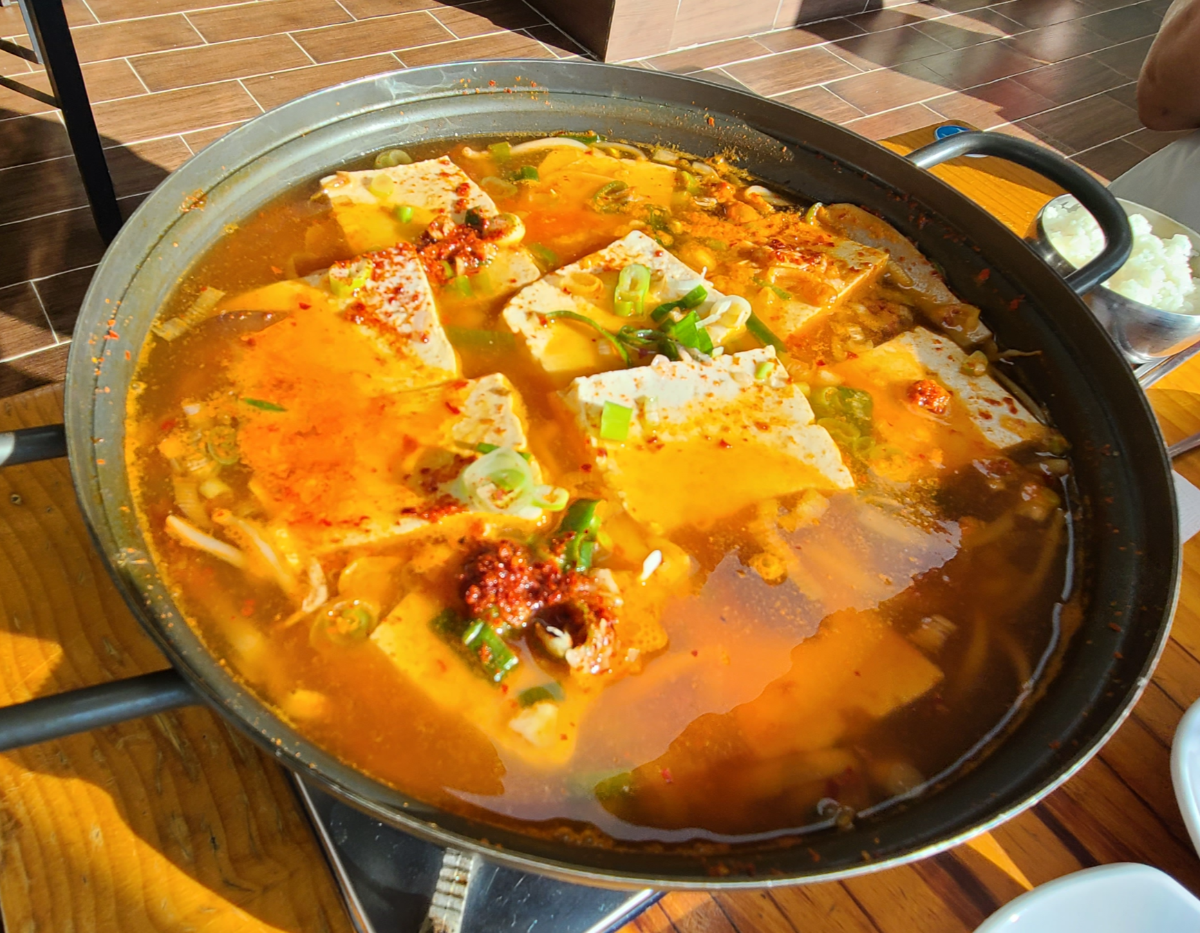 강원도 아침식사 두부전골 신토불이