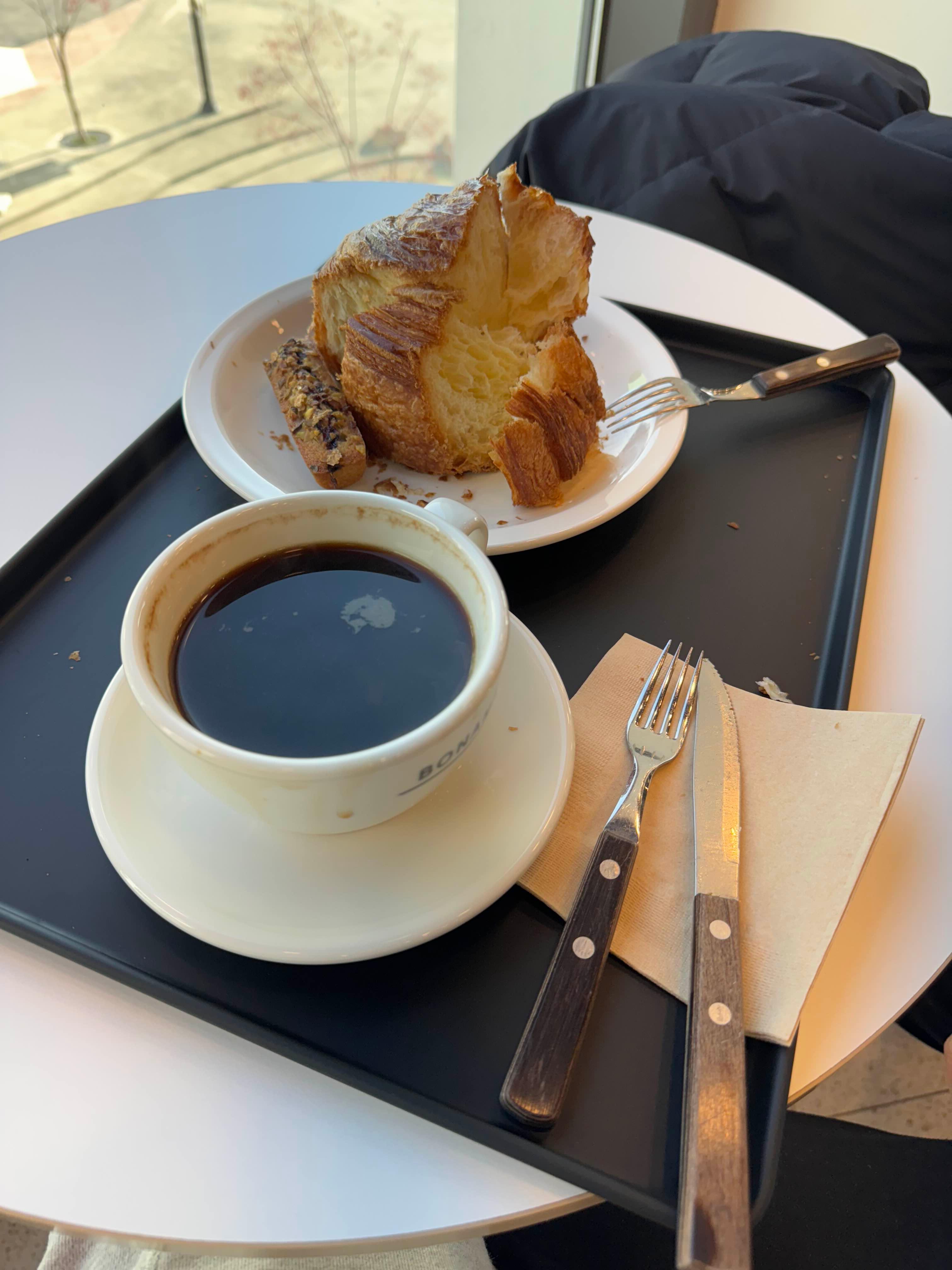 김포 현대 아울렛 카페 보난자 커피, 빵 사진