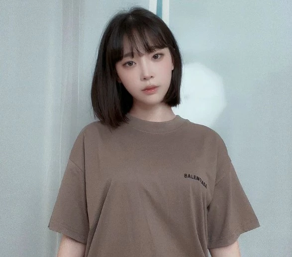 강인경 프로필 나이 경력 인스타 및 모델 강인경 폭로 상황 정리
