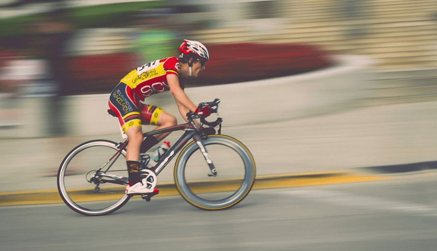 자전거 운동효과 자전거를 타는 사람들 - 4
