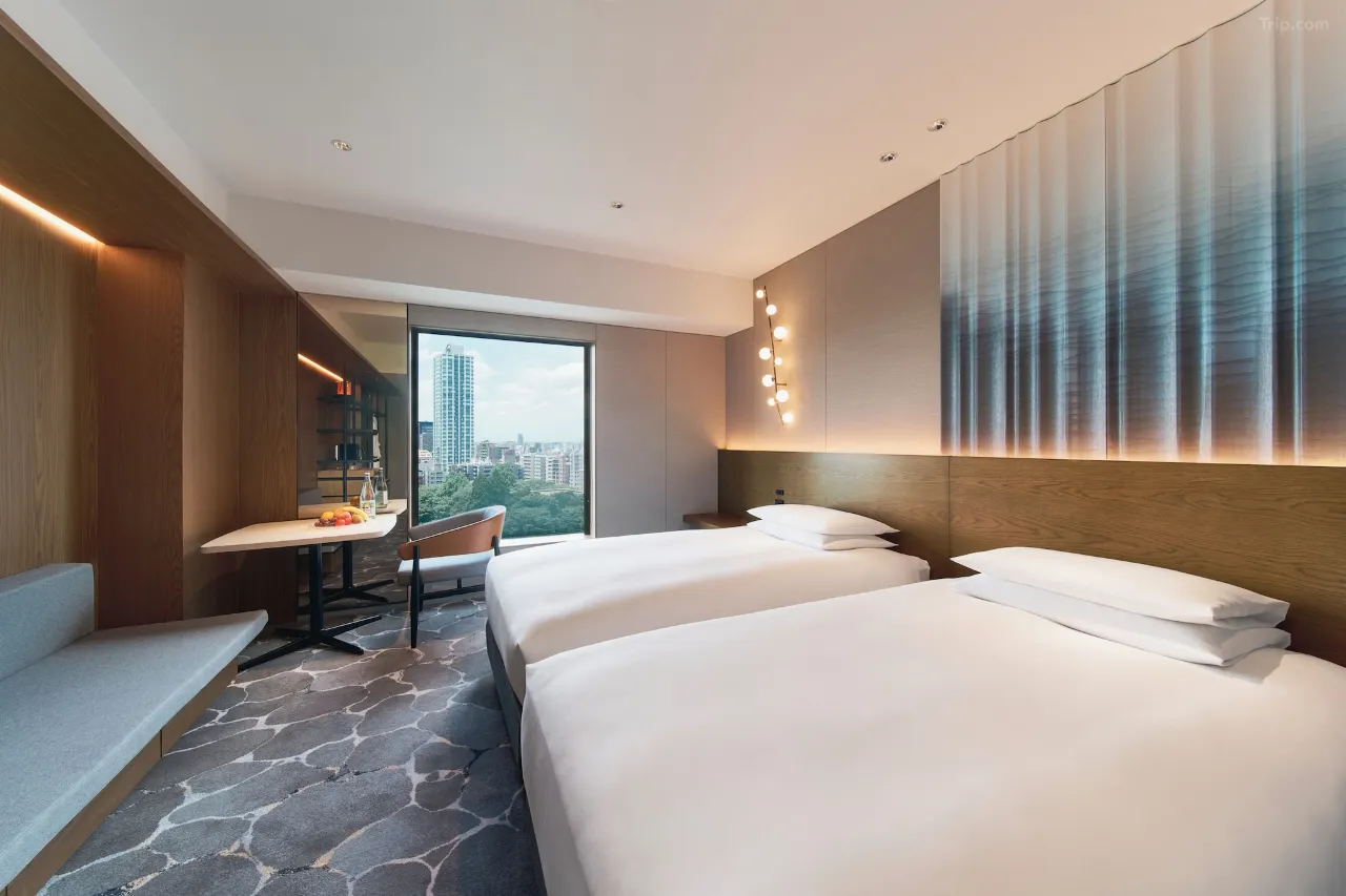 Hyatt_Regency_Tokyo(1)