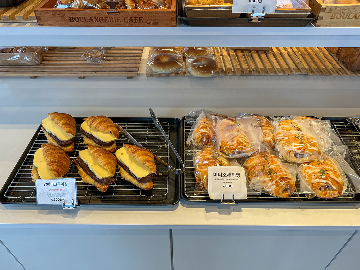 어셈블커피로스터즈 베이커리 메뉴