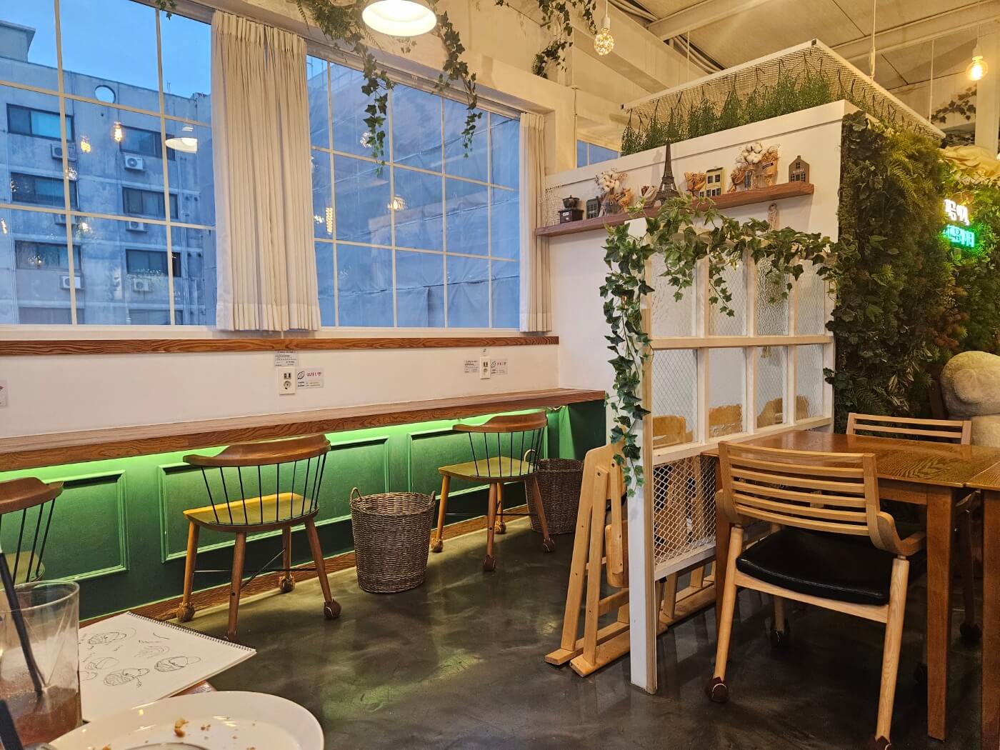 카페 포레아티 내부 모습 (4)