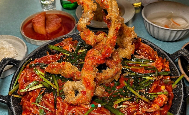 tvN 남겨서뭐하게 성수동 아귀찜, 곱창튀김 성수AGU 뚝섬역 맛집 리뷰