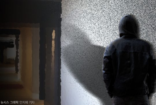 부축을 도와준다는 이유로 처음 보는 여성에게 접근해 성폭행을 시도한 남성이 구속됐다. 본 기사와 무관한 이미지. [사진=뉴시스]