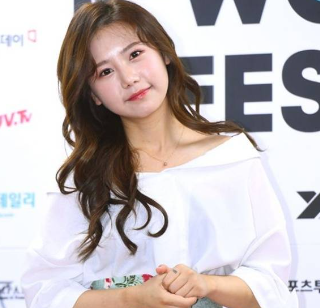 조매력 송하예 결혼