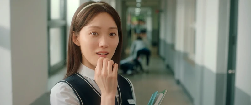 닥터슬럼프에서 한우리 역으로 특별 출연한 이성경