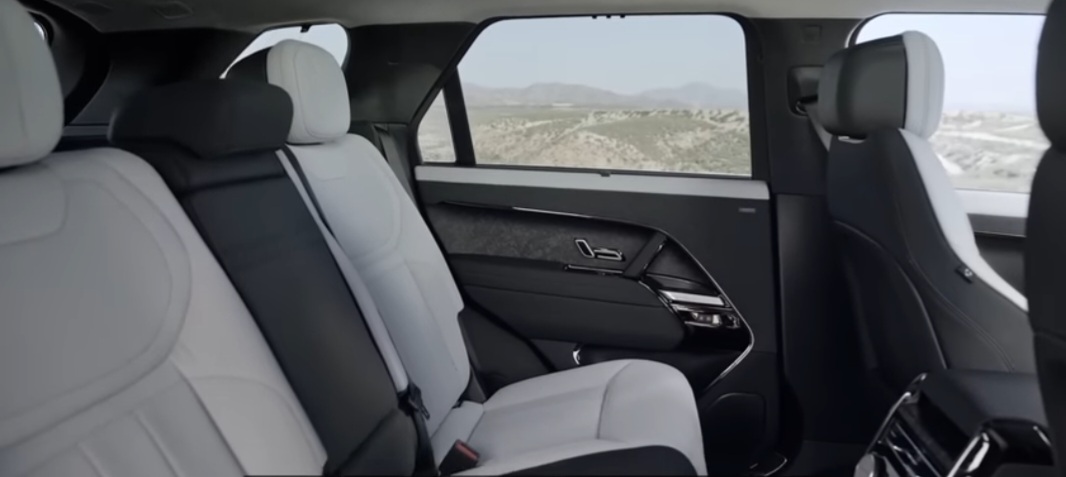 레인지로버 스포츠 풀체인지