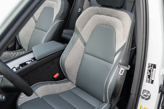 2024 볼보 xc60 내부 디자인