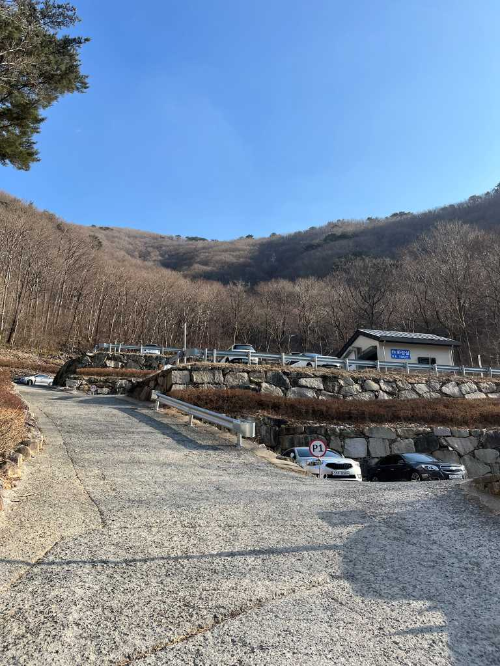 신불산폭포자연휴양림 하단 주차장