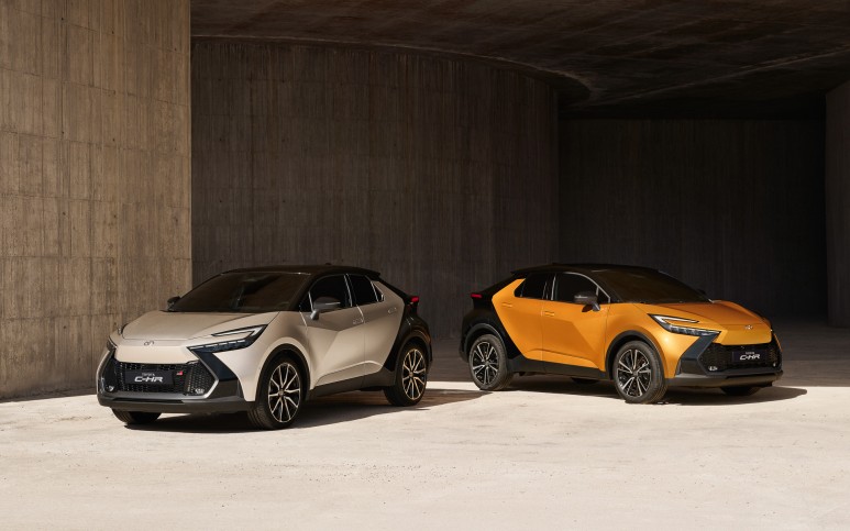 토요타 C-HR 풀체인지 하이브리드 가격 성능 디자인 옵션