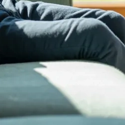 아이 스마트폰 중독 이미지