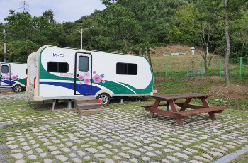 고산 자연휴양림 무궁화 카라반