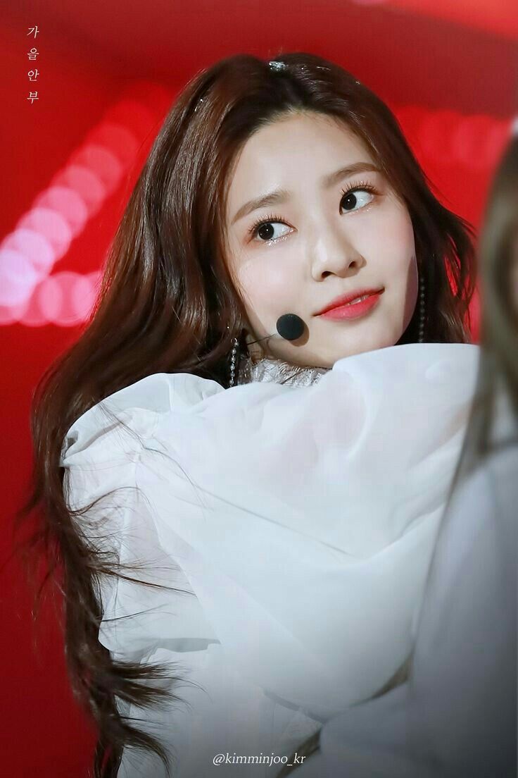 아이즈원 김민주 최애사진