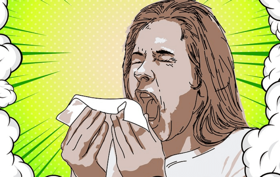 가래가 생기는 원인이 되는 감기로 기침을 하고 있는 남자