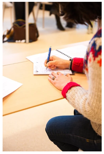 생활비 부담 3040세대