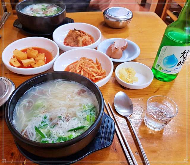 인천 신포시장 맛집 스지탕, 날달걀 토핑 설렁탕