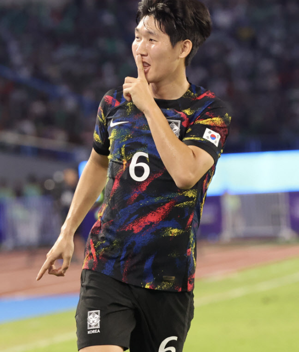 축구 남자 8강전 승리 , 4강 진출