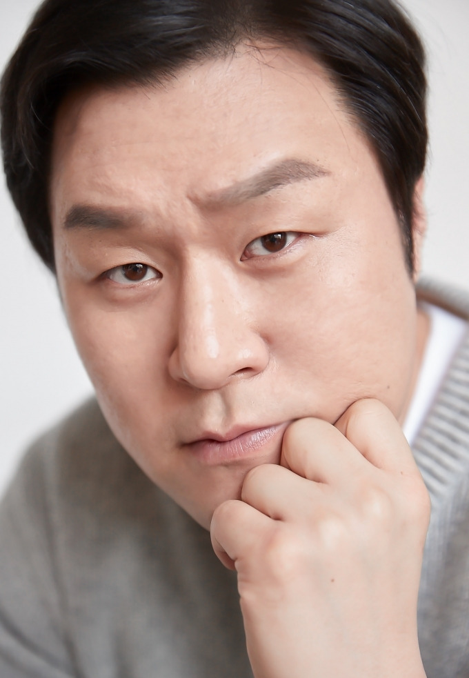 윤경호 배우 데뷔