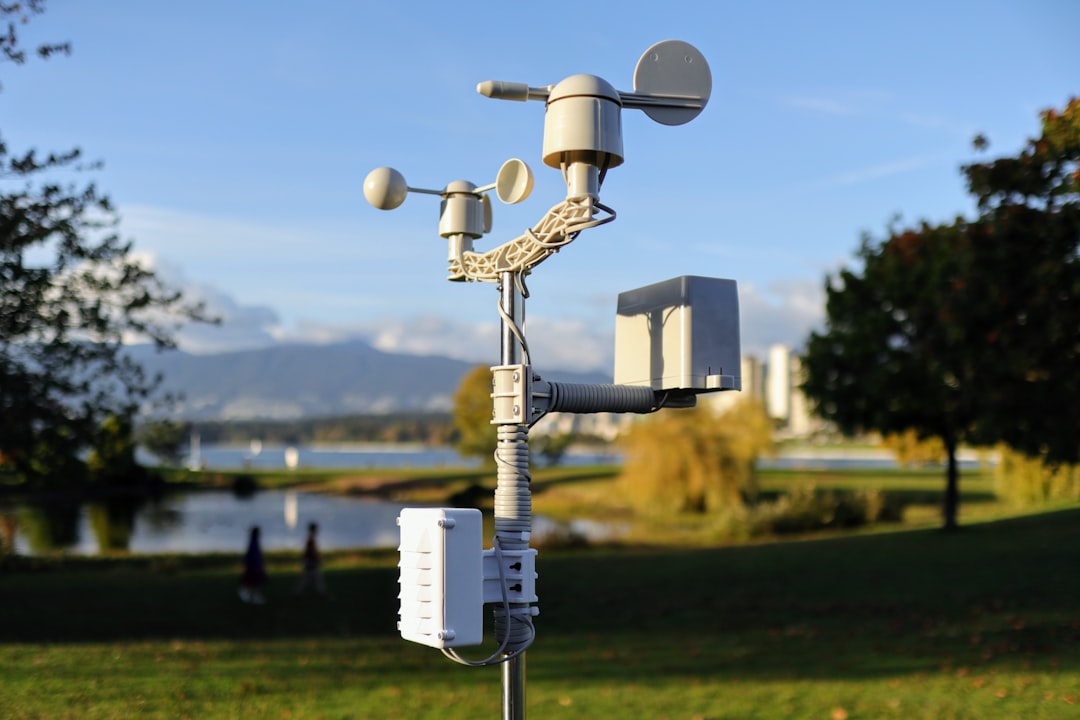 Sensor