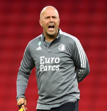 아르네 슬롯 프로필 나이 국적 커리어