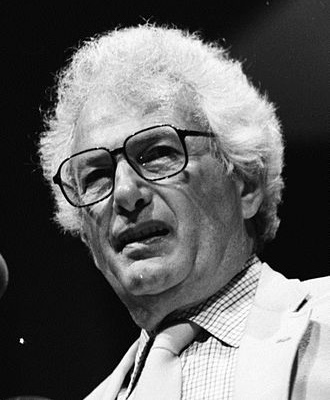 조지프 헬러 (Joseph Heller) - 출처 위키피디아