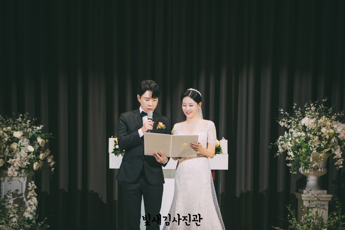 아르떼채플컨벤션 본식스냅 혼인서약 1