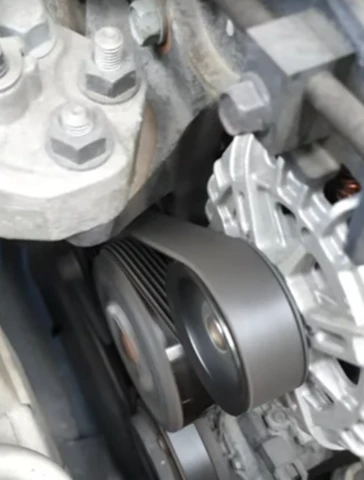 자동차-겉벨트-교체