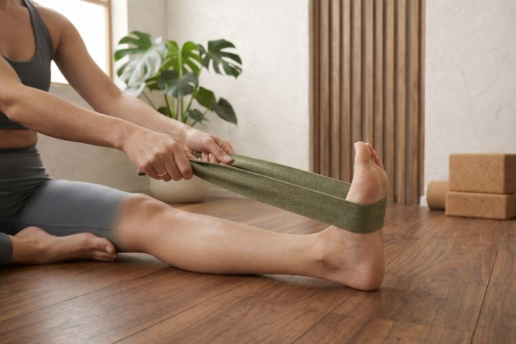 족저근막염 완화를 위한 수건을 이용한 발바닥 스트레칭 방법