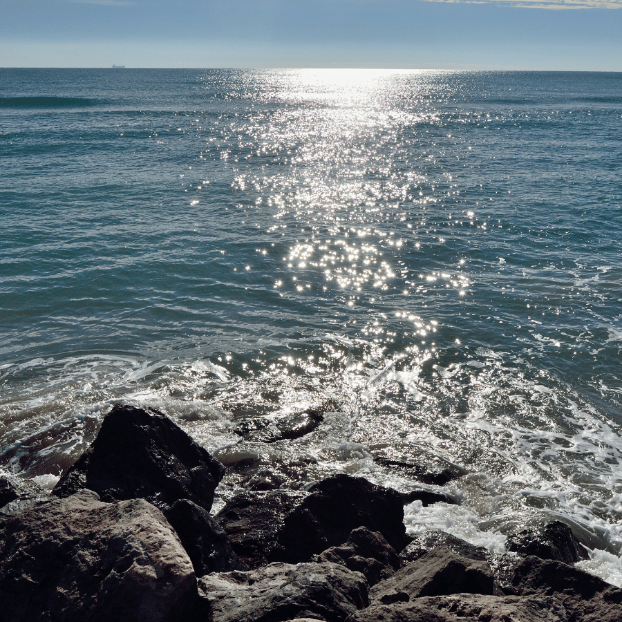 인천 영종도 &ndash; 크리스마스 마켓과 해변 감성으로 물든 겨울 여행