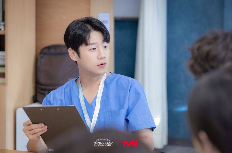 언젠가는 슬기로운 전공의 생활 등장인물, 방송시간, 몇부작