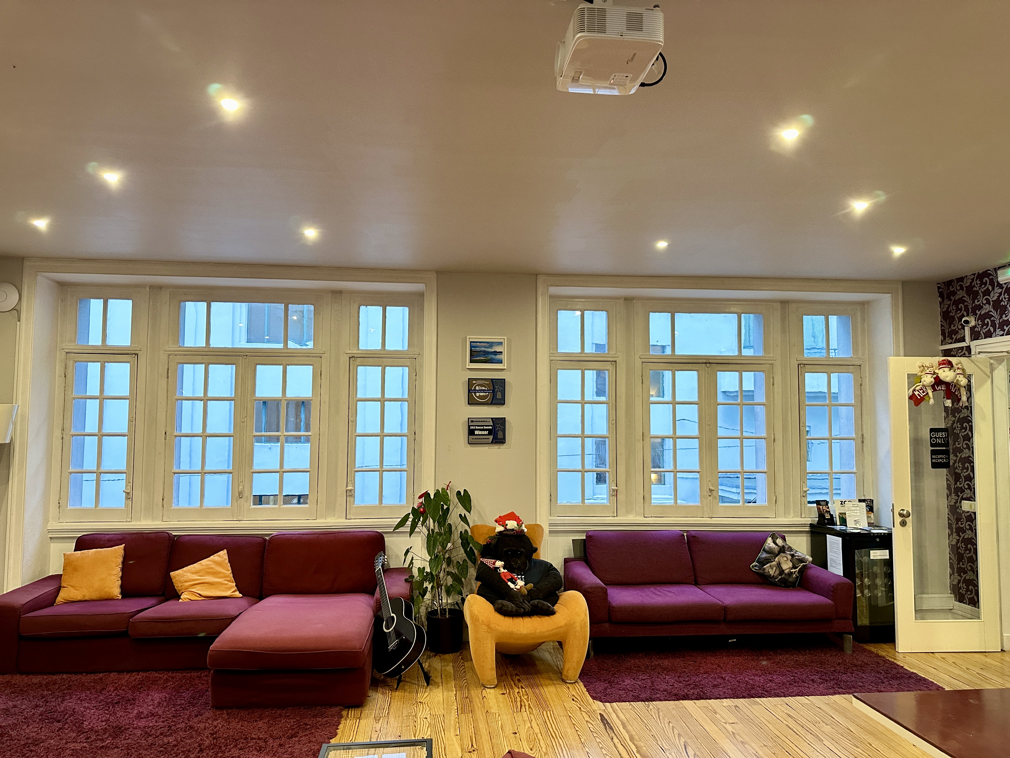 리볼리 시네마 호스텔 로비