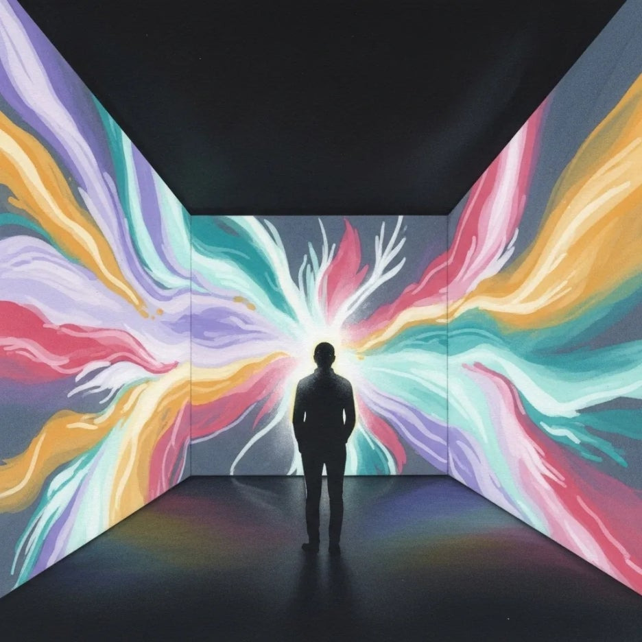 미디어아트로 가득 찬 신비로운 공간.