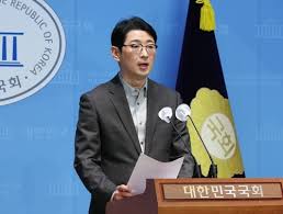 주진우의원 사진
