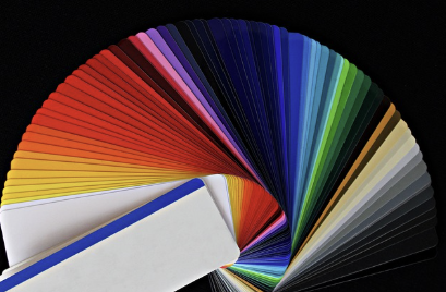 색으로 만나는 내면의 자아: 융의 성격 유형과 색 선호의 관계