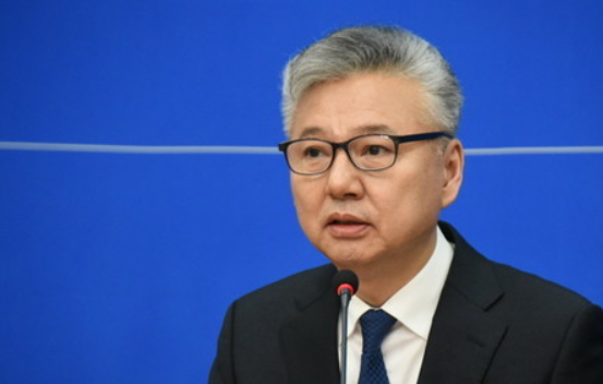 홍성국 국회의원 증권 경력