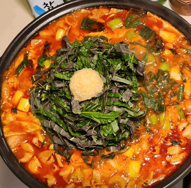 생방송투데이 돼지곱창전골 서울 중구 소문의 맛집